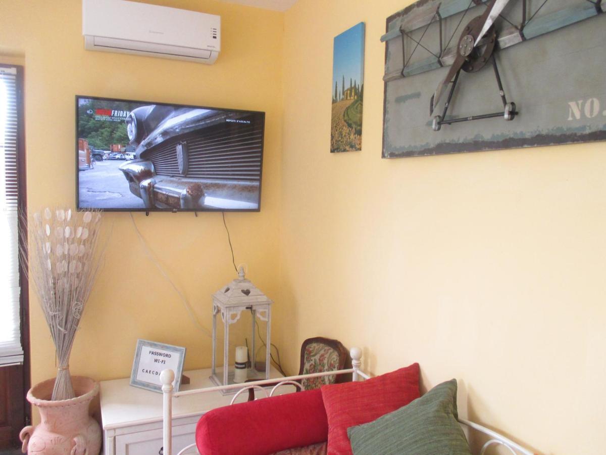 Relais"La Cappuccina" Rooms&Apartments Assis Exterior foto